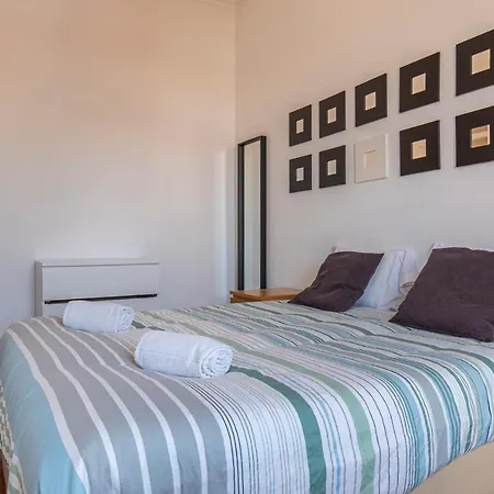 Typical 2bdr In By Lovelystay Apartment