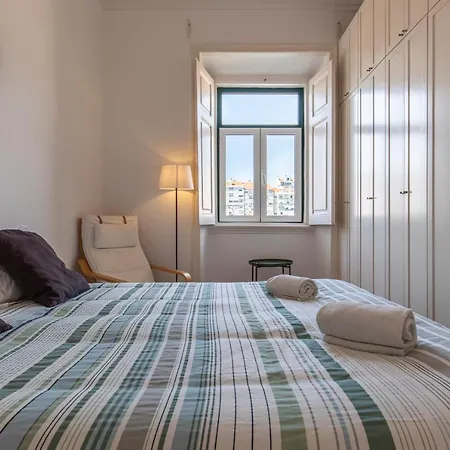 Typical 2bdr In By Lovelystay Apartment