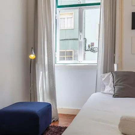 Typical 2bdr In By Lovelystay Apartment *
