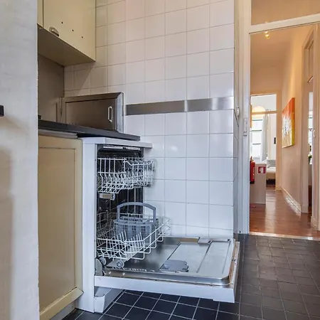Typical 2bdr In By Lovelystay Apartment Lisbon